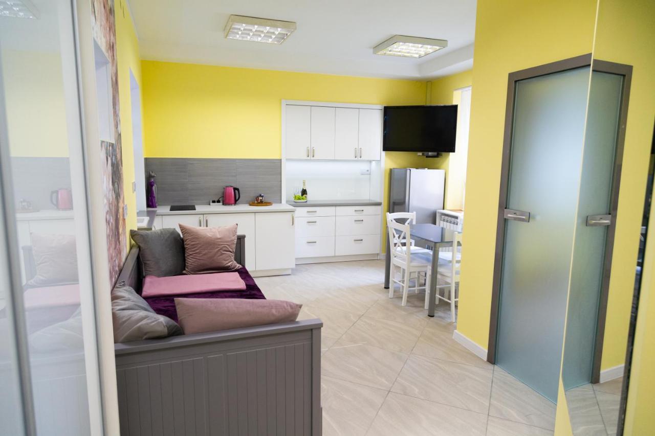 Apartament Przy Rynku Ostrowiec Świętokrzyski Buitenkant foto