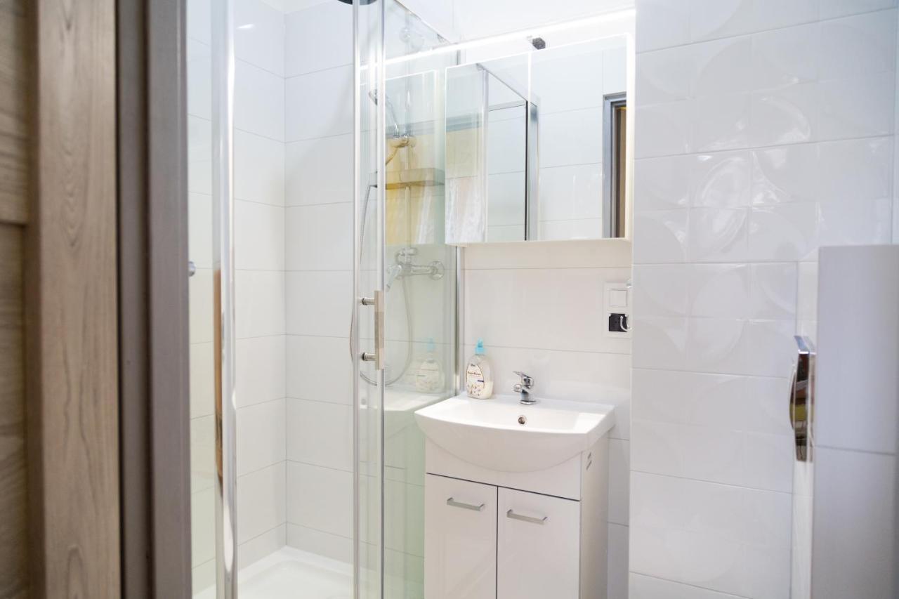 Apartament Przy Rynku Ostrowiec Świętokrzyski Buitenkant foto