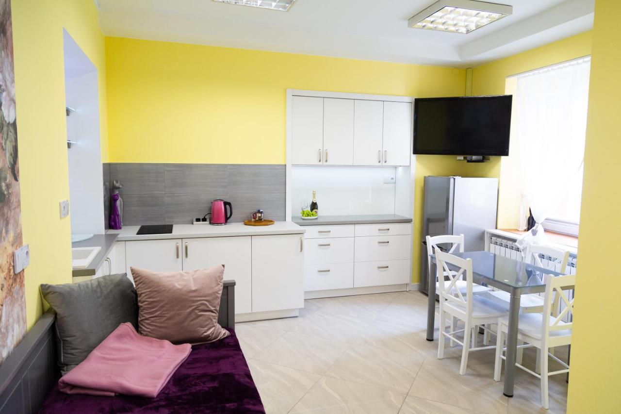 Apartament Przy Rynku Ostrowiec Świętokrzyski Buitenkant foto