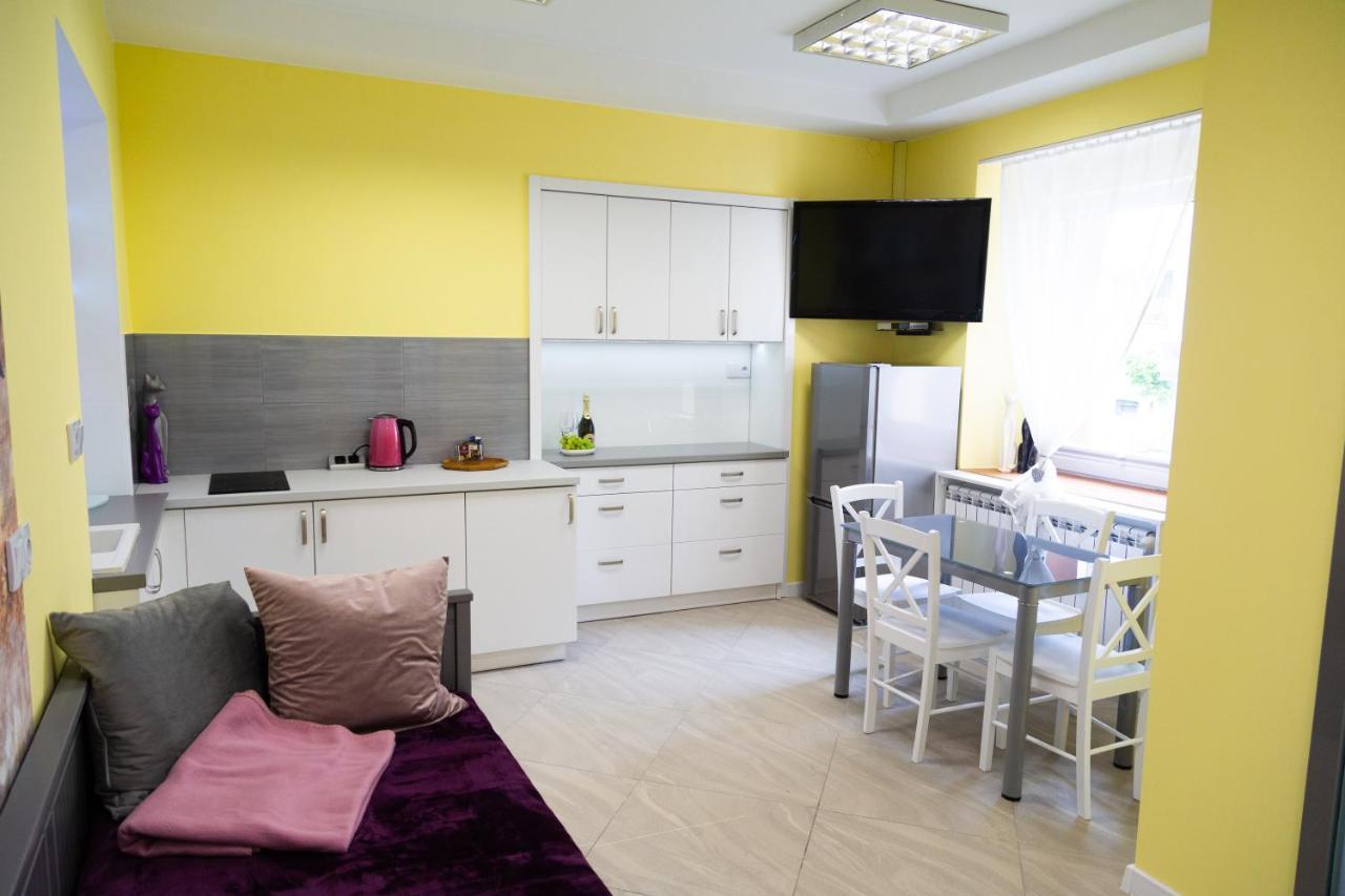 Apartament Przy Rynku Ostrowiec Świętokrzyski Buitenkant foto